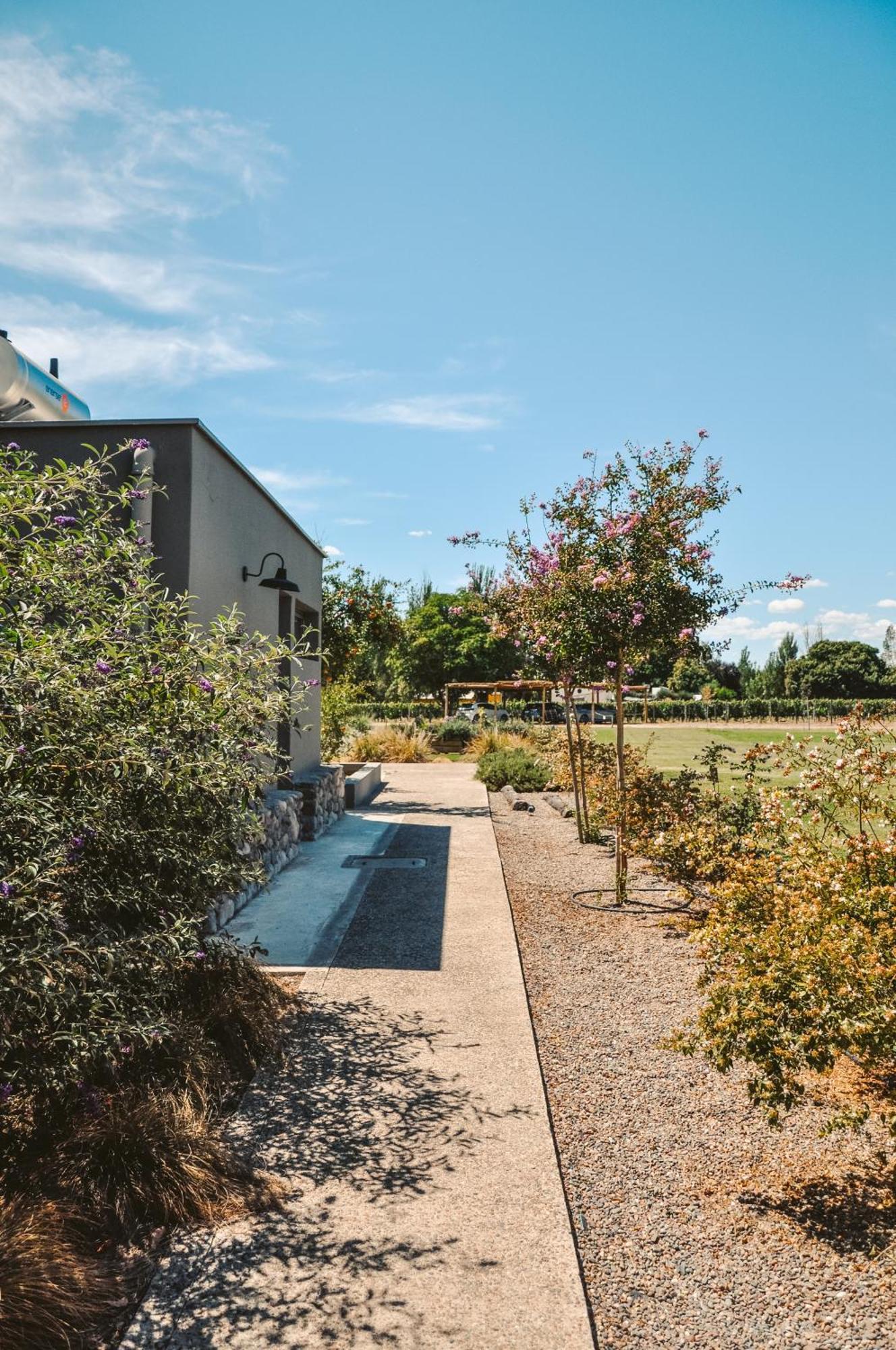 Dobe Lodge Vista Flores Екстер'єр фото