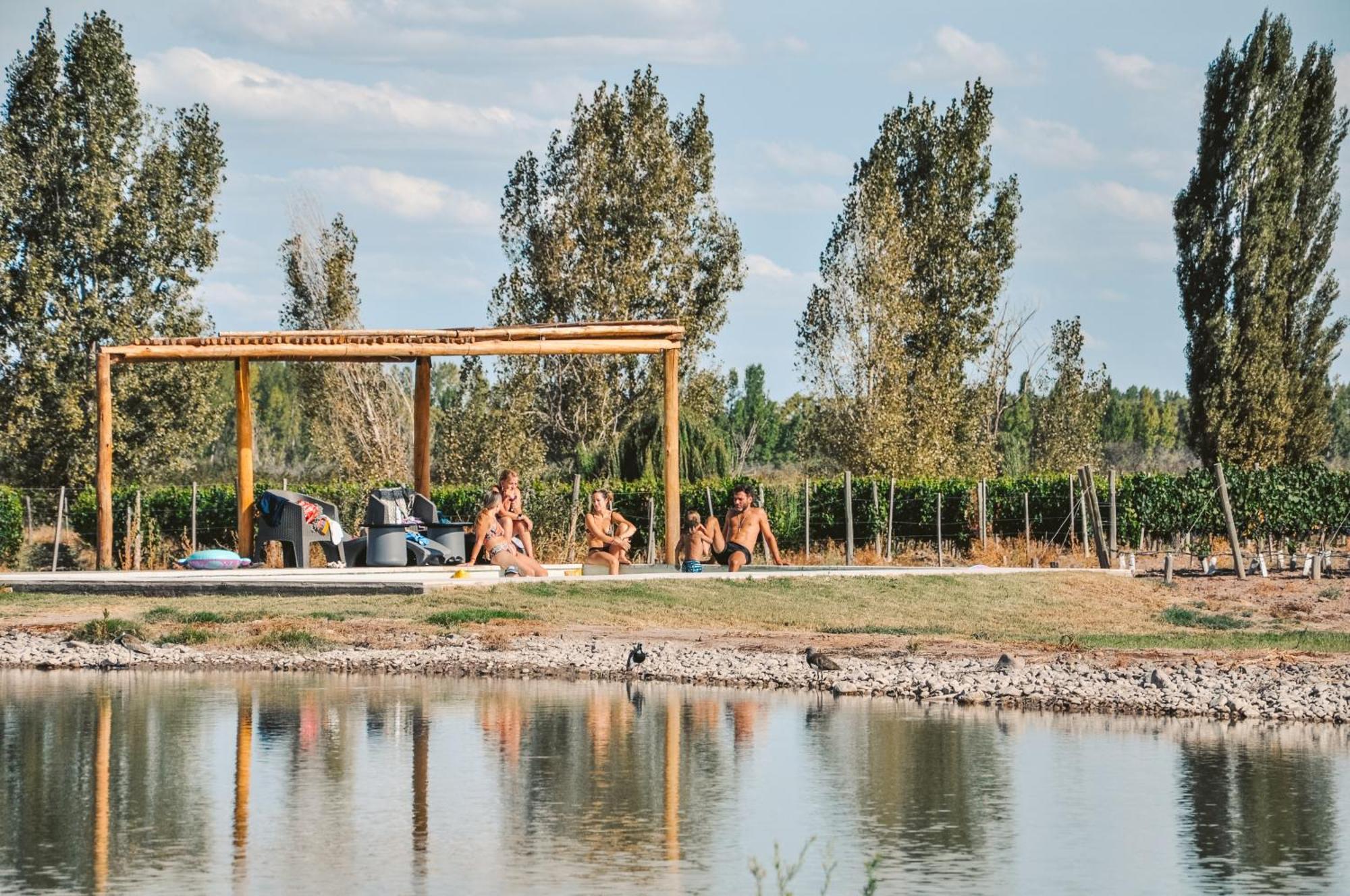 Dobe Lodge Vista Flores Екстер'єр фото